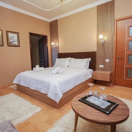 Vila 3 Korce